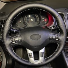 Kia bőr kormányvédő – méretpontos, varrható kivitel